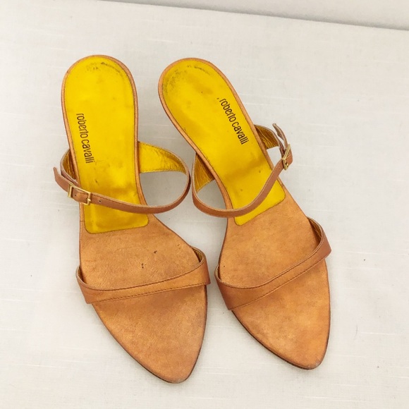 Roberto Cavalli double strap kitten heel sandal - Picture 3 of 10